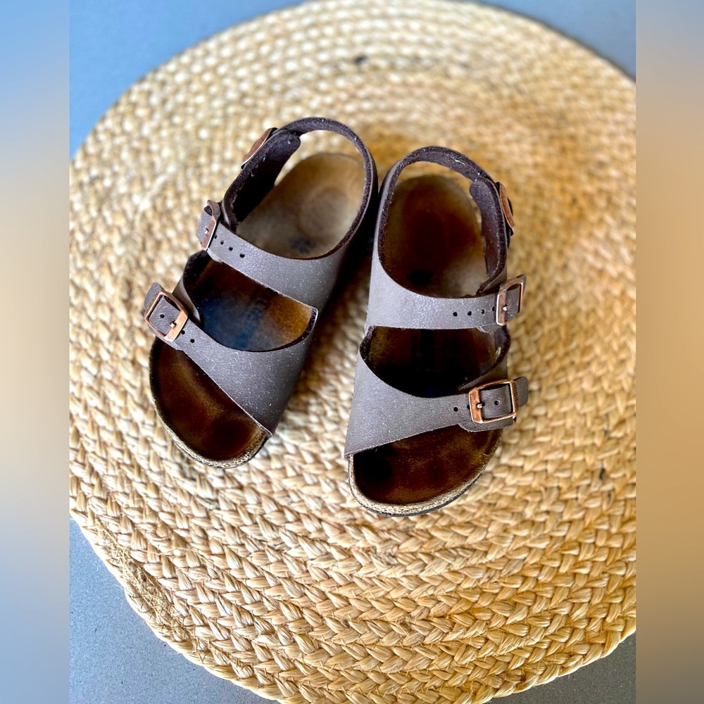 TODDLER BIRKENSTOCKS SIZE 26